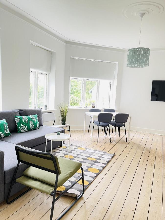 אולבורג Aday - City Central Mansion - 1 Bedroom Apartment With Garden מראה חיצוני תמונה