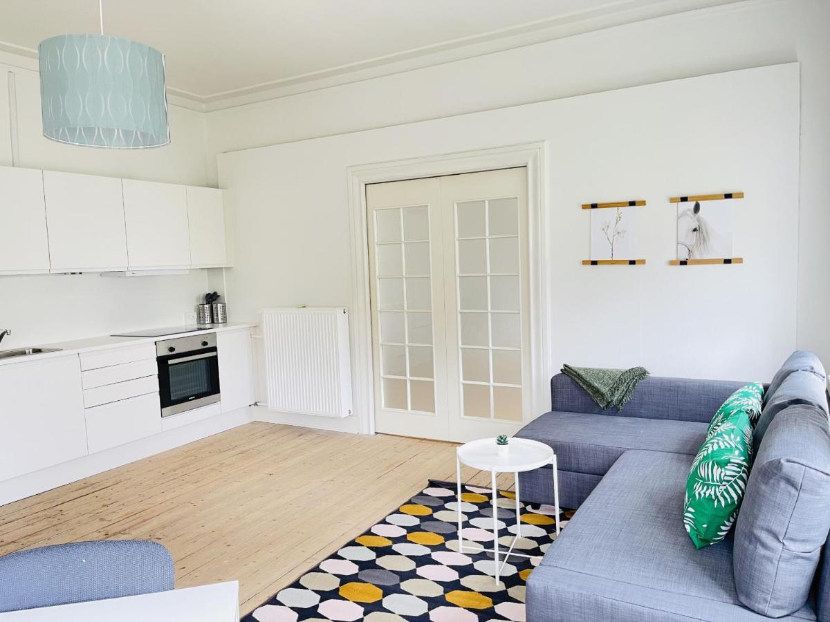 אולבורג Aday - City Central Mansion - 1 Bedroom Apartment With Garden מראה חיצוני תמונה