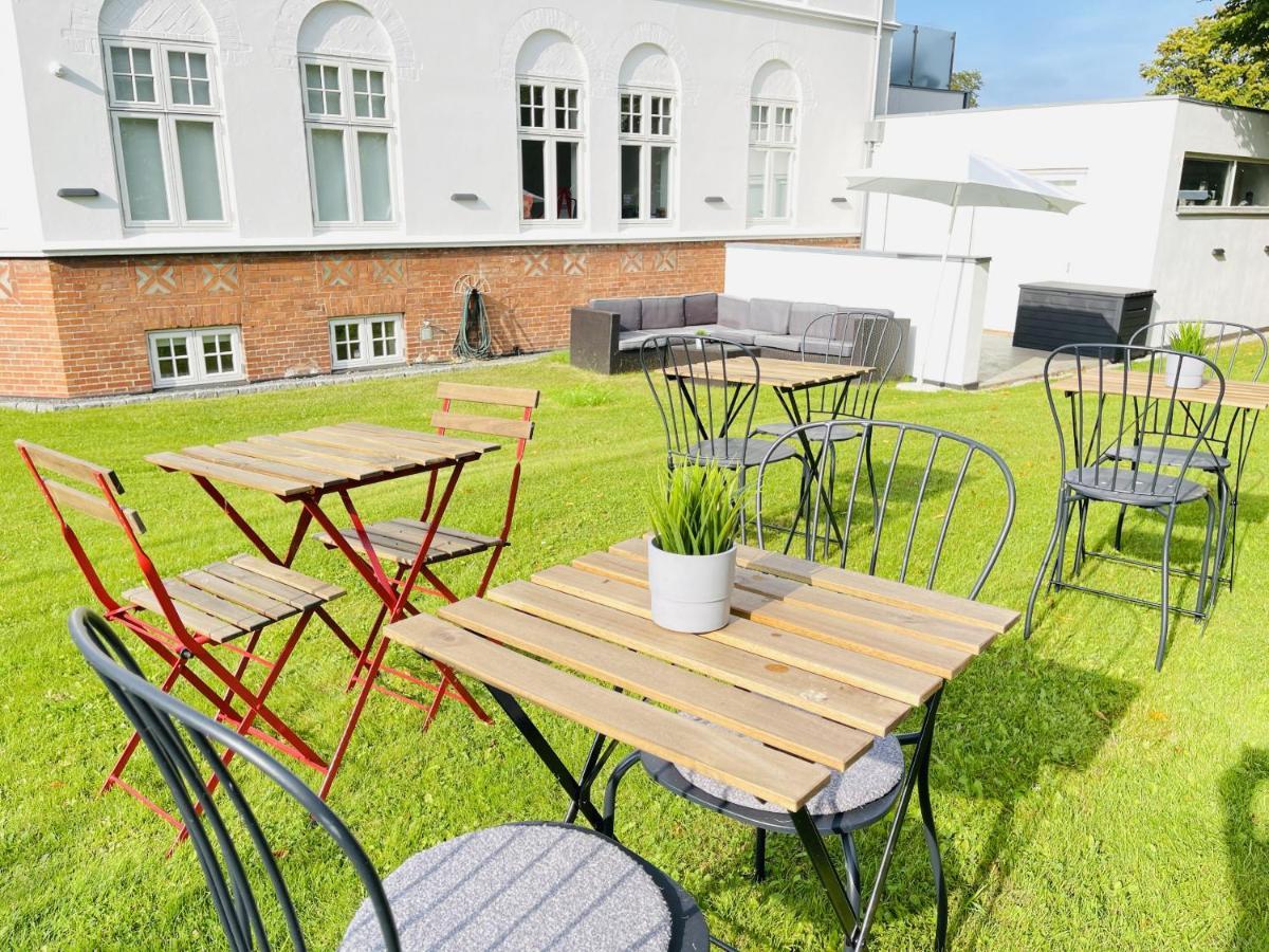 אולבורג Aday - City Central Mansion - 1 Bedroom Apartment With Garden מראה חיצוני תמונה